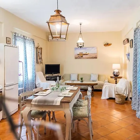 Apartman Yellow Bike House