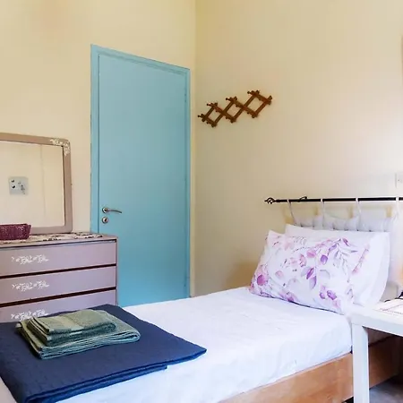 Yellow Bike House Apartment *
