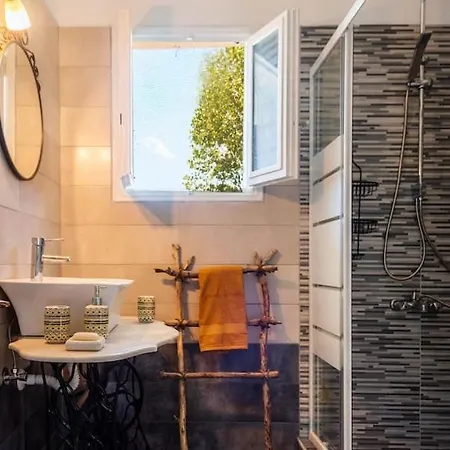 Yellow Bike House Apartman *