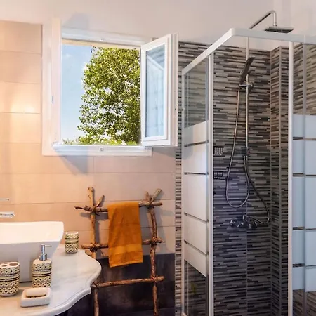 Apartman Yellow Bike House *